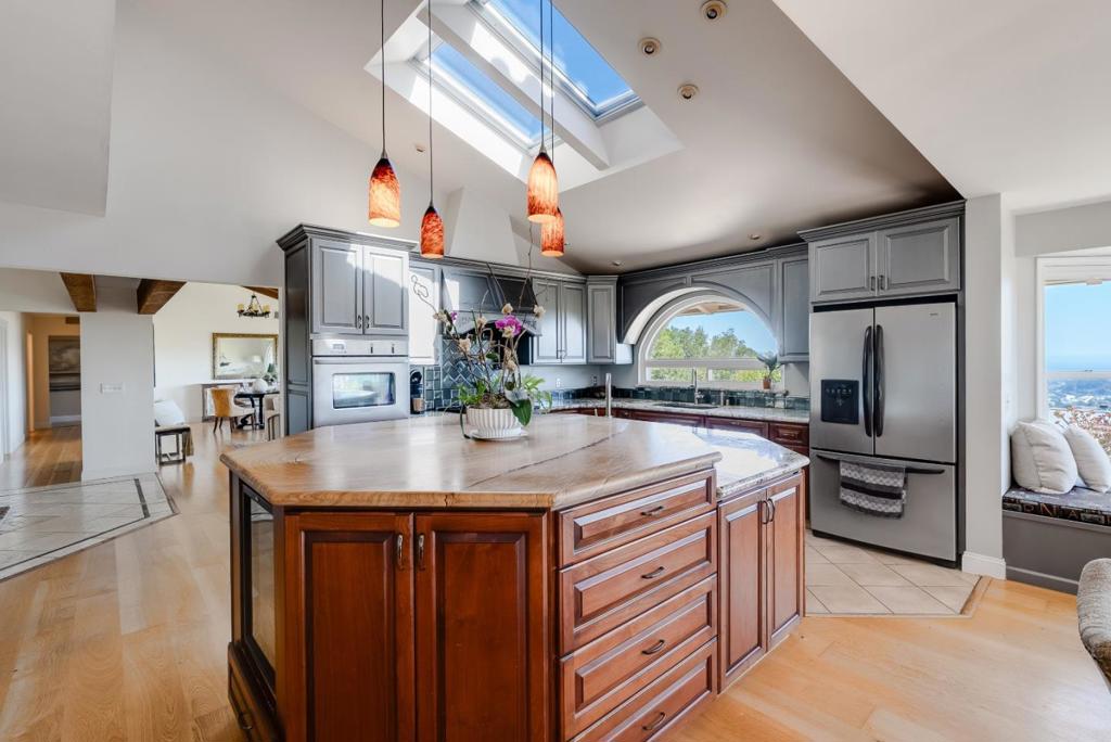 16 Kite Hill Road Property Photo 24