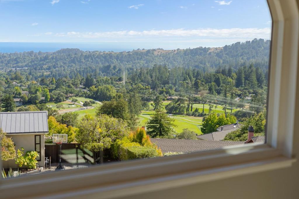 16 Kite Hill Road Property Photo 33