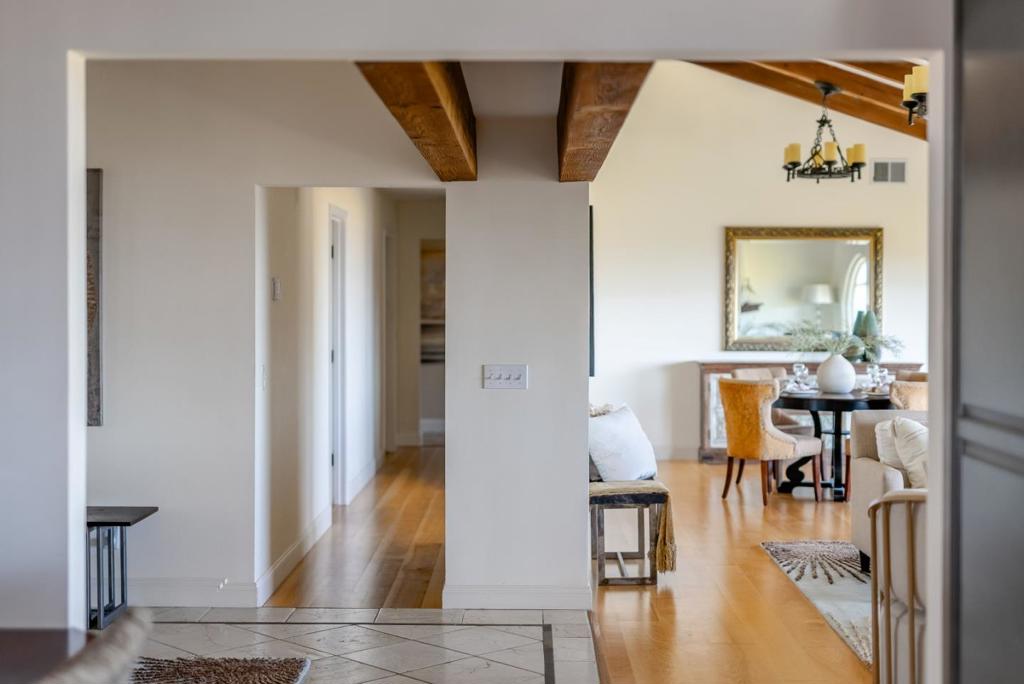 16 Kite Hill Road Property Photo 48