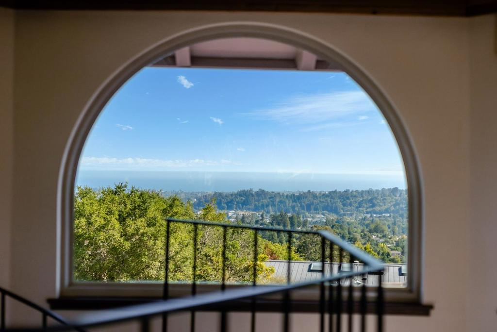 16 Kite Hill Road Property Photo 54