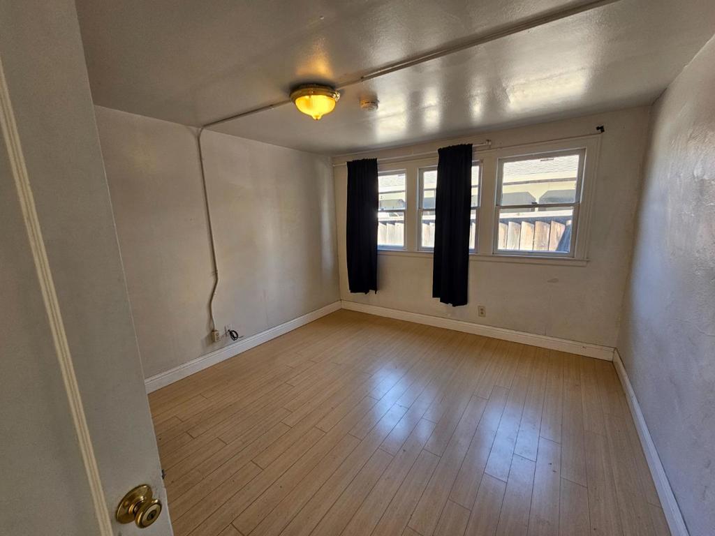 1120 Park Avenue Property Photo 7