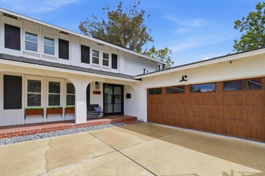 1757 Miriam Court Property Photo 4