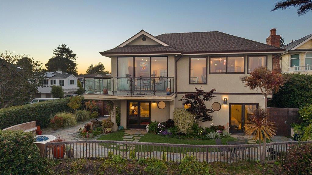 100 Oakland Property Photo 66