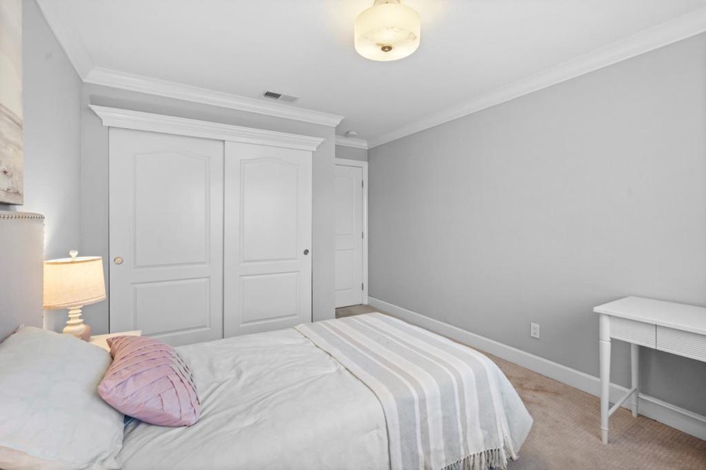 7967 Stonehurst Court Property Photo 15