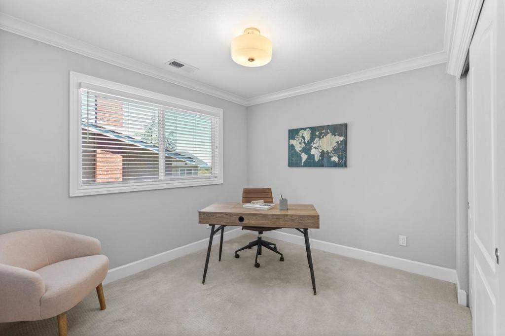 7967 Stonehurst Court Property Photo 16
