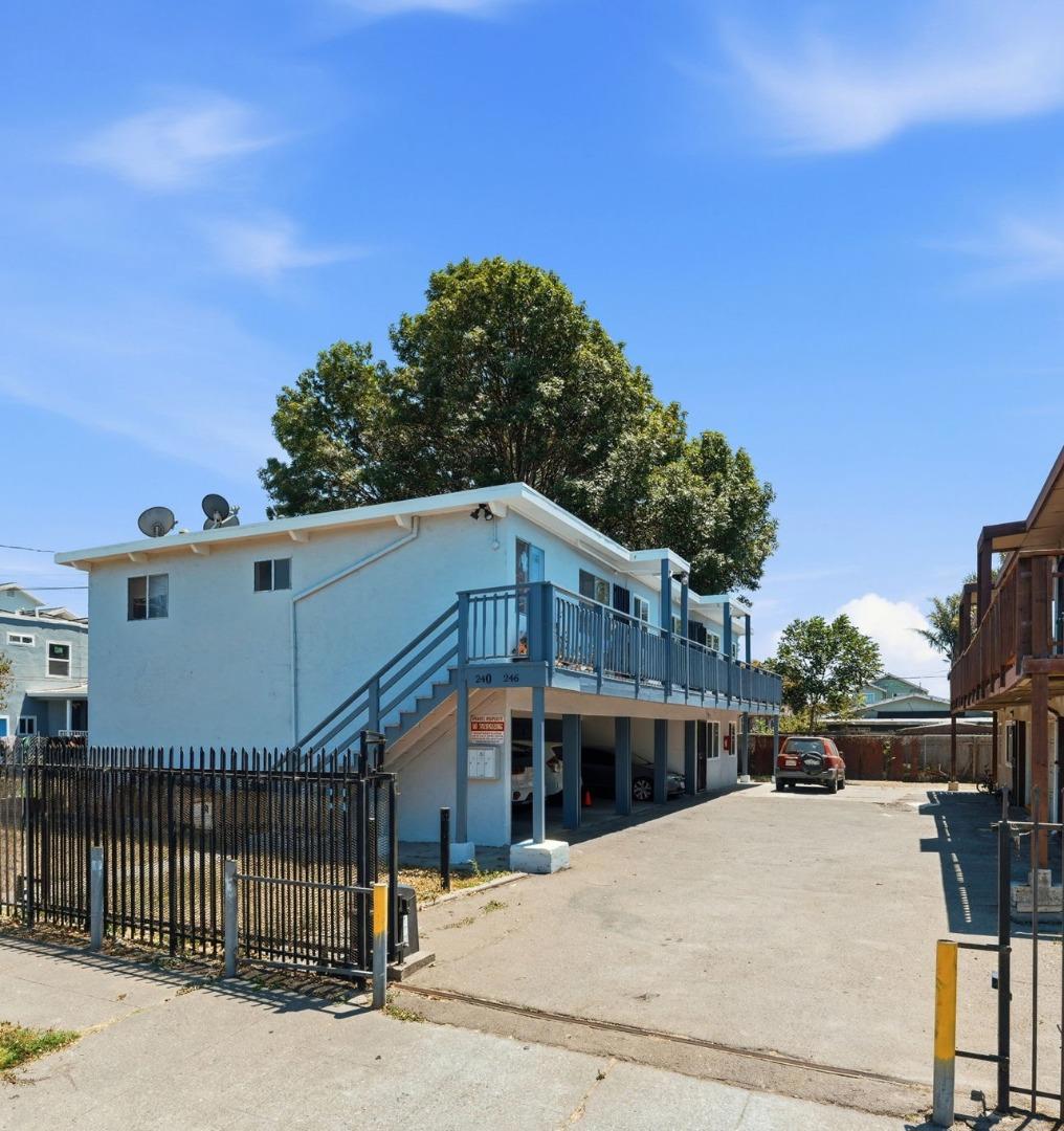 240 Duboce Avenue Property Photo 1
