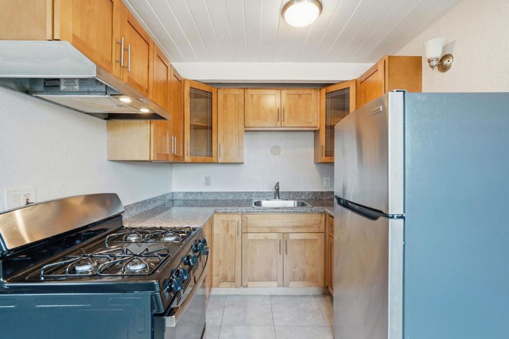 240 Duboce Avenue Property Photo 3