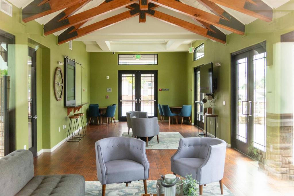 15640 Santorini Lane Property Photo 45