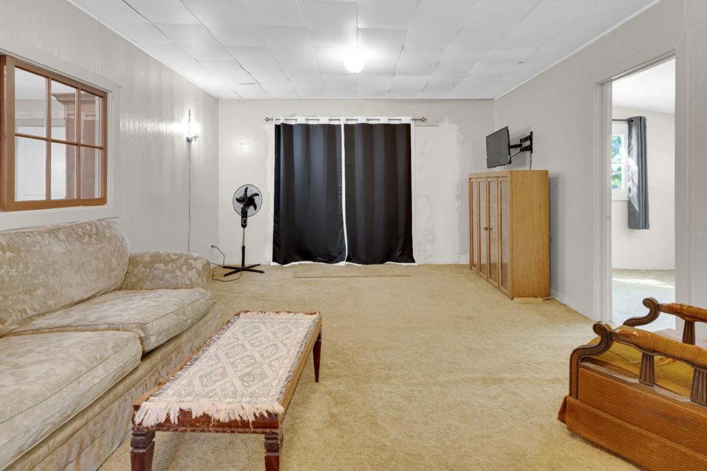 47555 Arroyo Seco Road 48 Property Photo 10