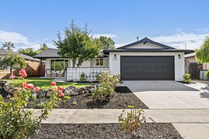 2496 Aragon Way Property Photo 1