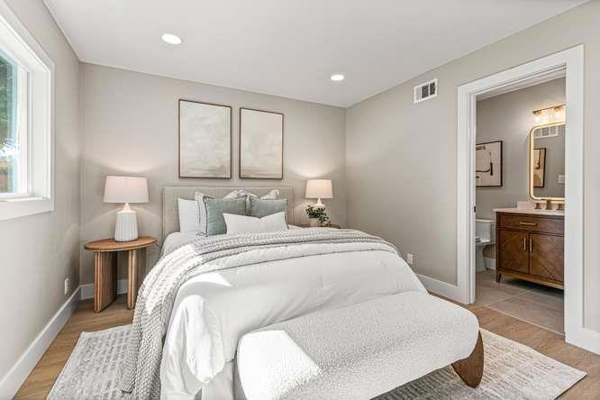 2496 Aragon Way Property Photo 21
