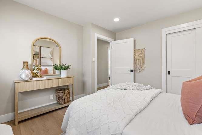 2496 Aragon Way Property Photo 27
