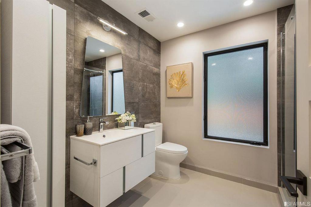 ML82054593 Property Photo 22