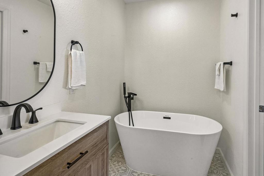 5777 Rachel Court Property Photo 12