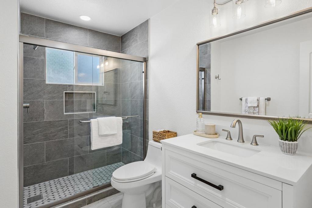 5777 Rachel Court Property Photo 13