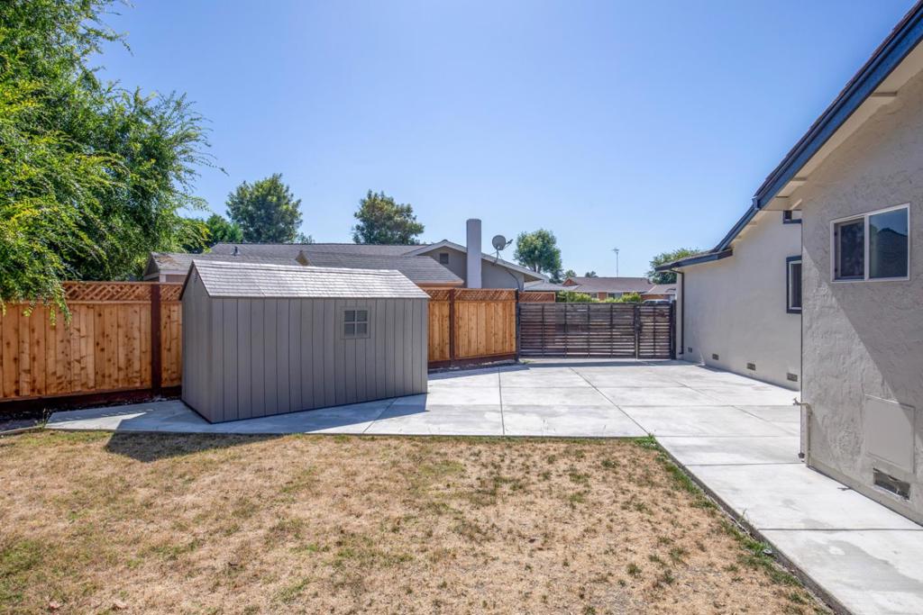5777 Rachel Court Property Photo 18
