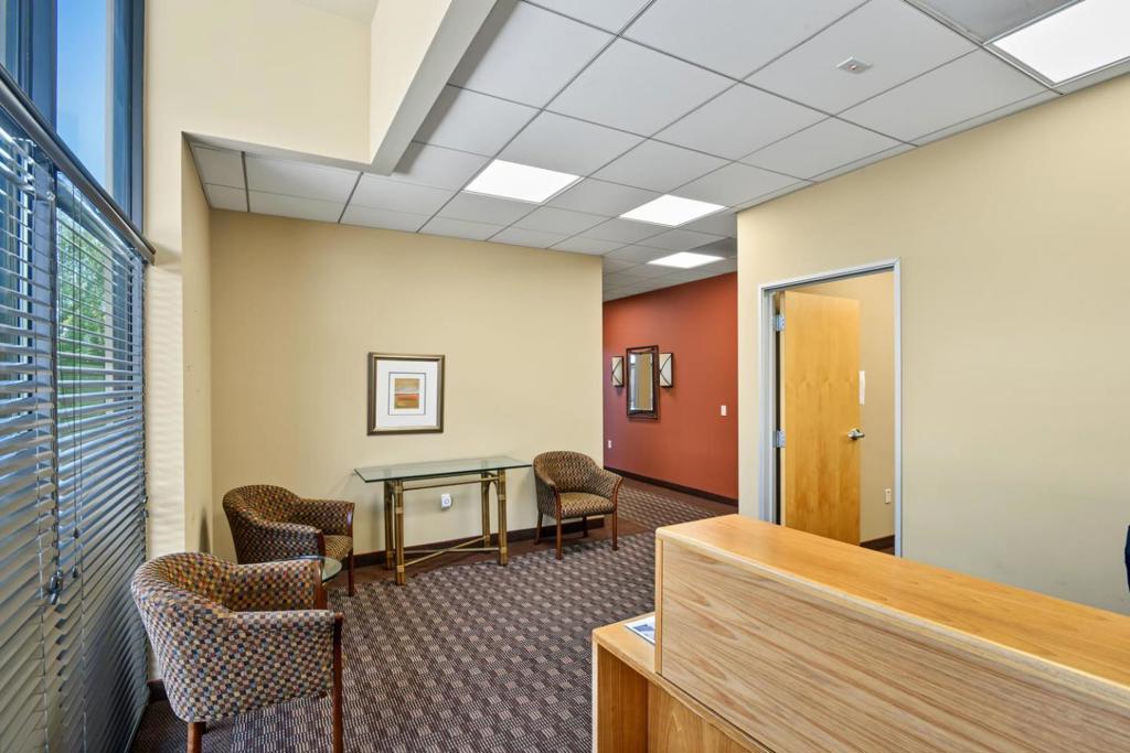 550 Price Avenue Property Photo 10