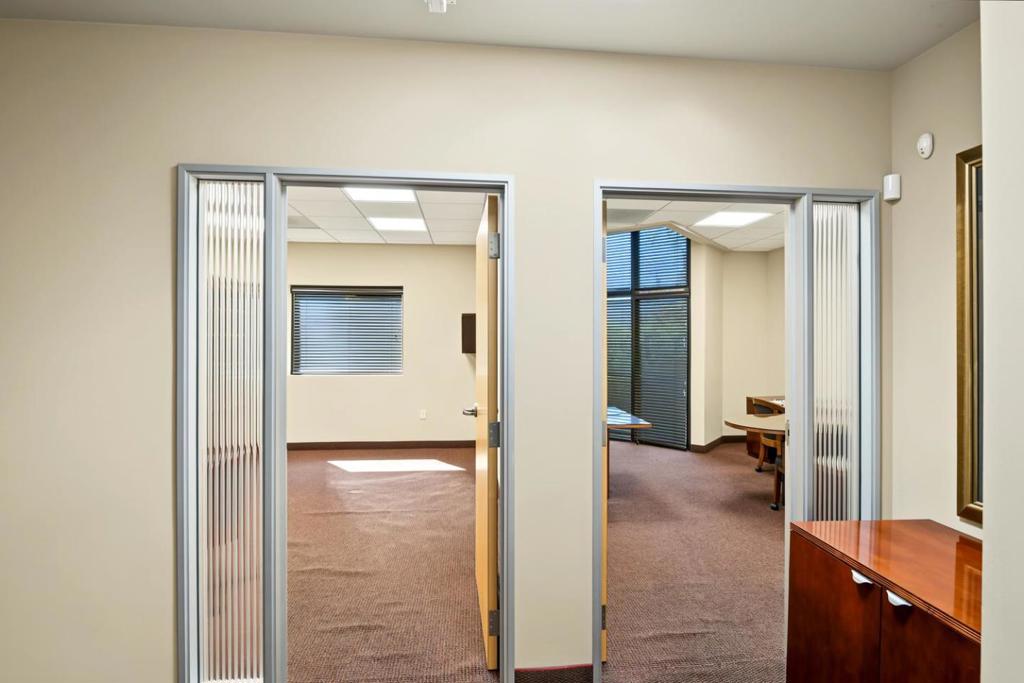 550 Price Avenue Property Photo 14