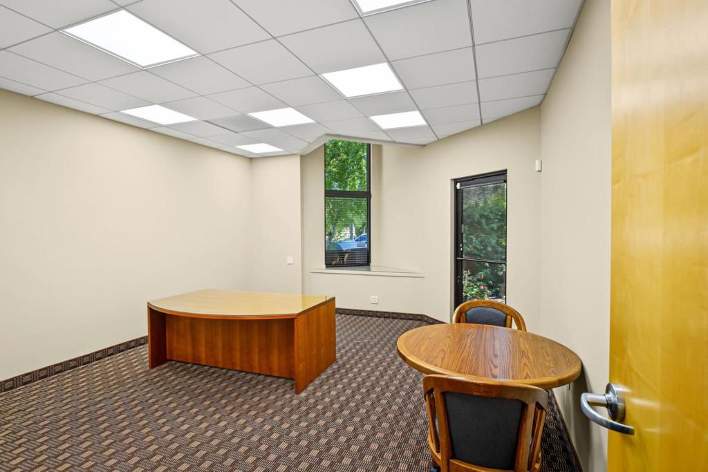 550 Price Avenue Property Photo 24
