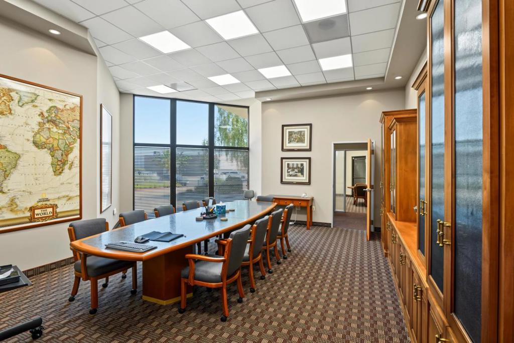 550 Price Avenue Property Photo 26