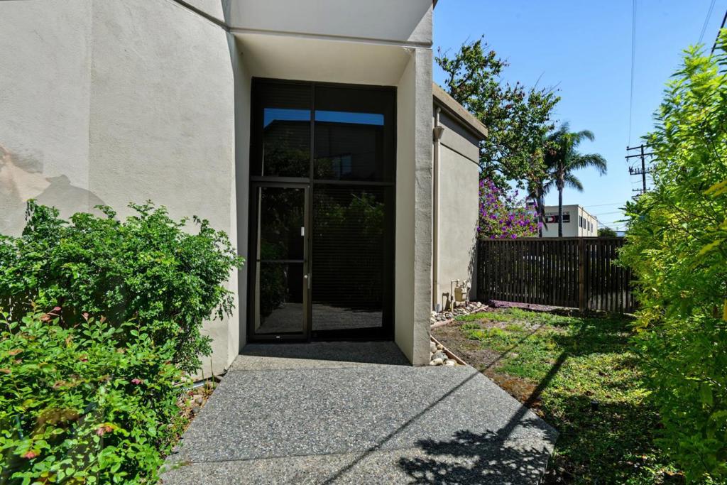 550 Price Avenue Property Photo 43