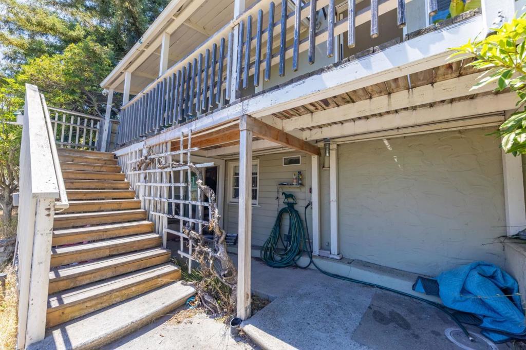 2032 Lyon Avenue Property Photo 13