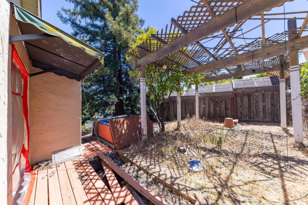 2032 Lyon Avenue Property Photo 35