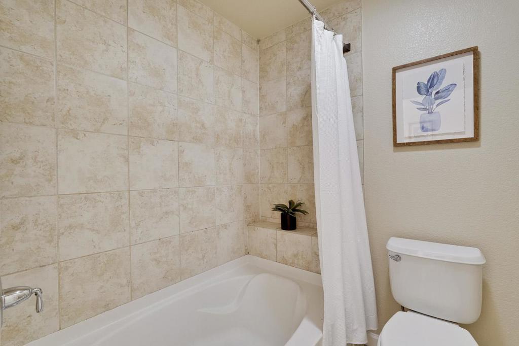 627 E El Camino Real 102 Property Photo 40