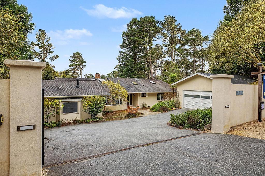 4088 Los Altos Drive Property Photo 1