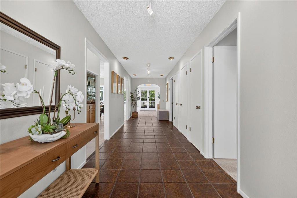 4088 Los Altos Drive Property Photo 4
