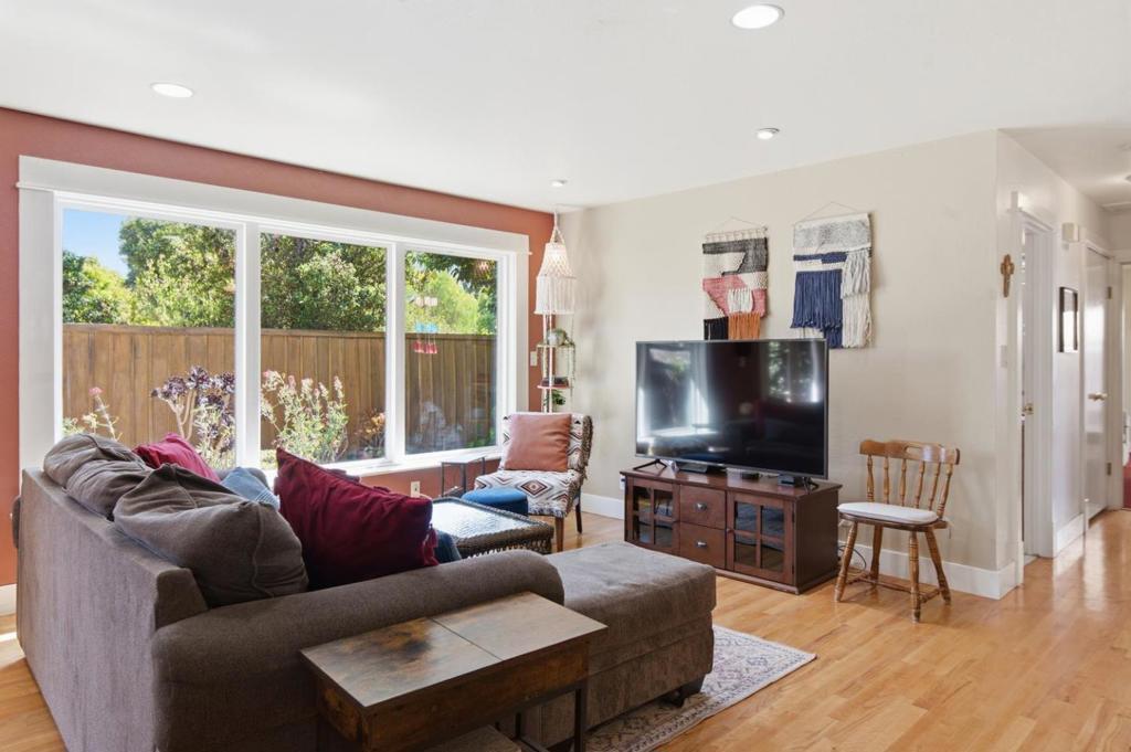 81 Franklin Circle Property Photo 3