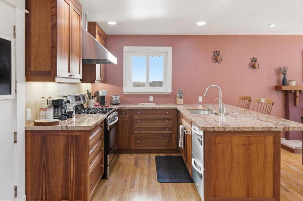 81 Franklin Circle Property Photo 10