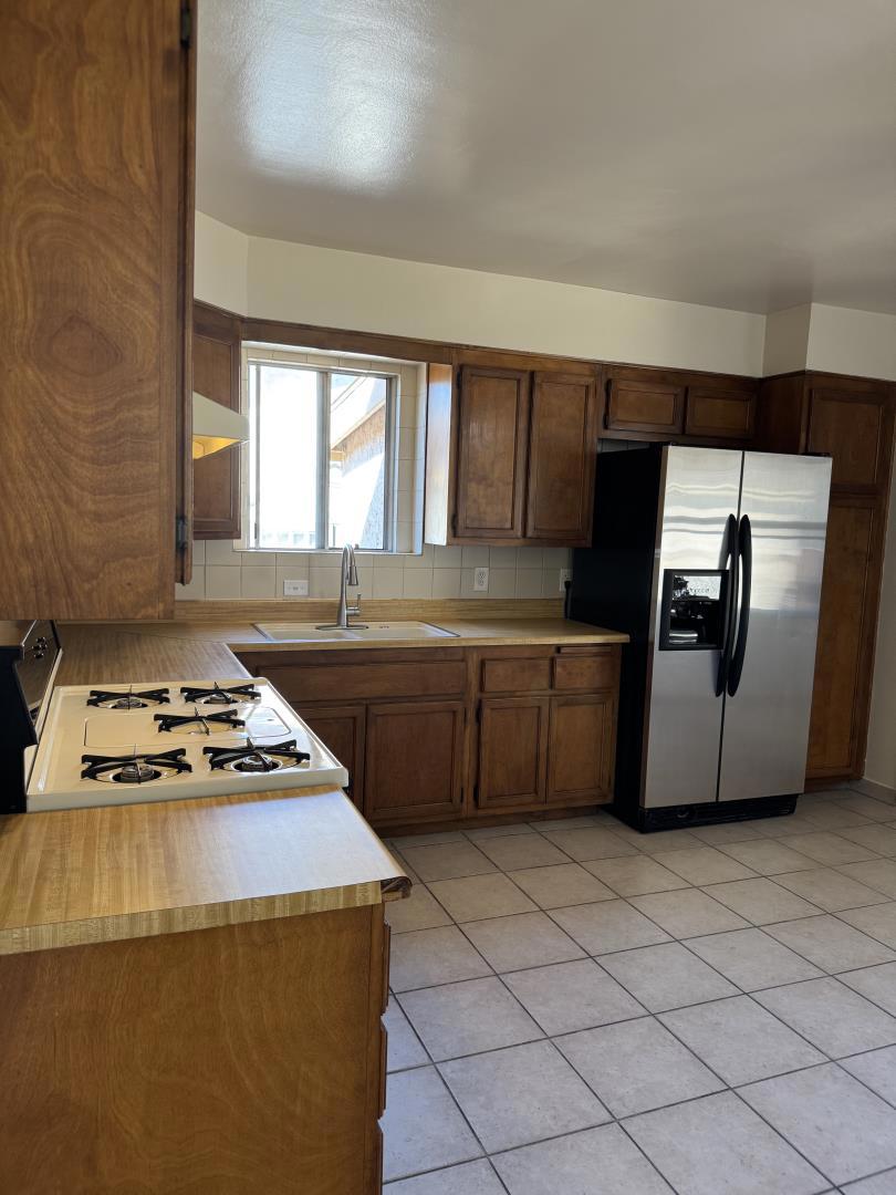 8412 Cleta Street Property Photo 17