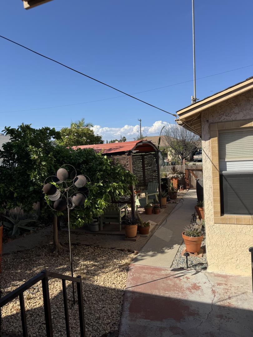 8412 Cleta Street Property Photo 31