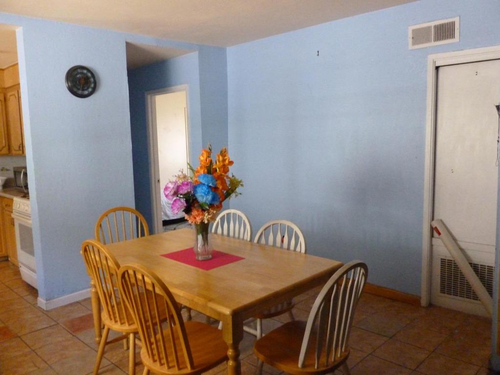 220 N 17th Street Property Photo 5