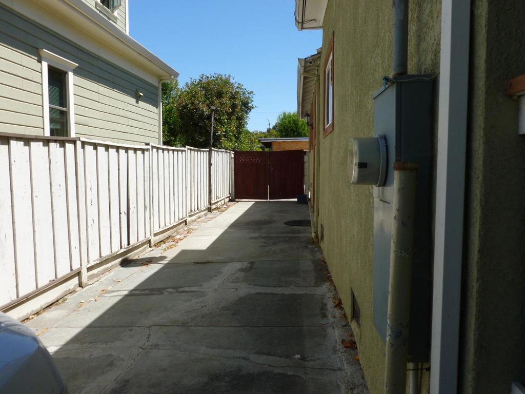 220 N 17th Street Property Photo 34