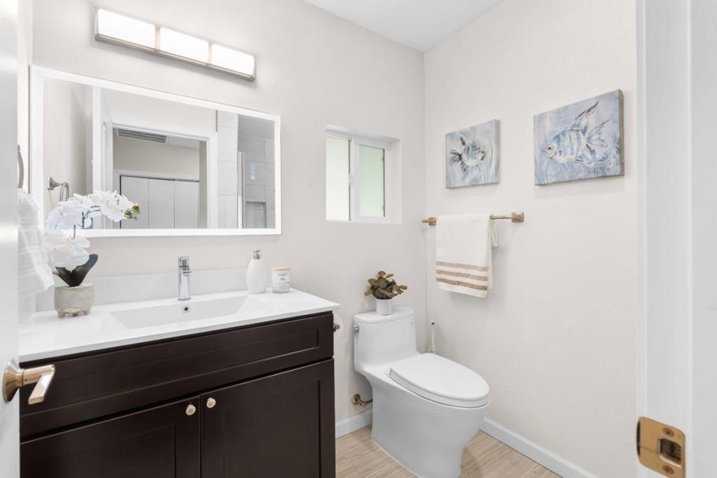 16500 Sanborn Road Property Photo 18