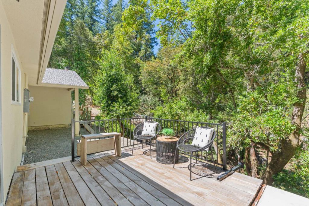 16500 Sanborn Road Property Photo 23