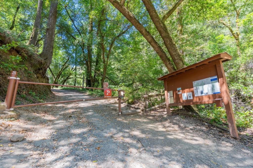 16500 Sanborn Road Property Photo 25