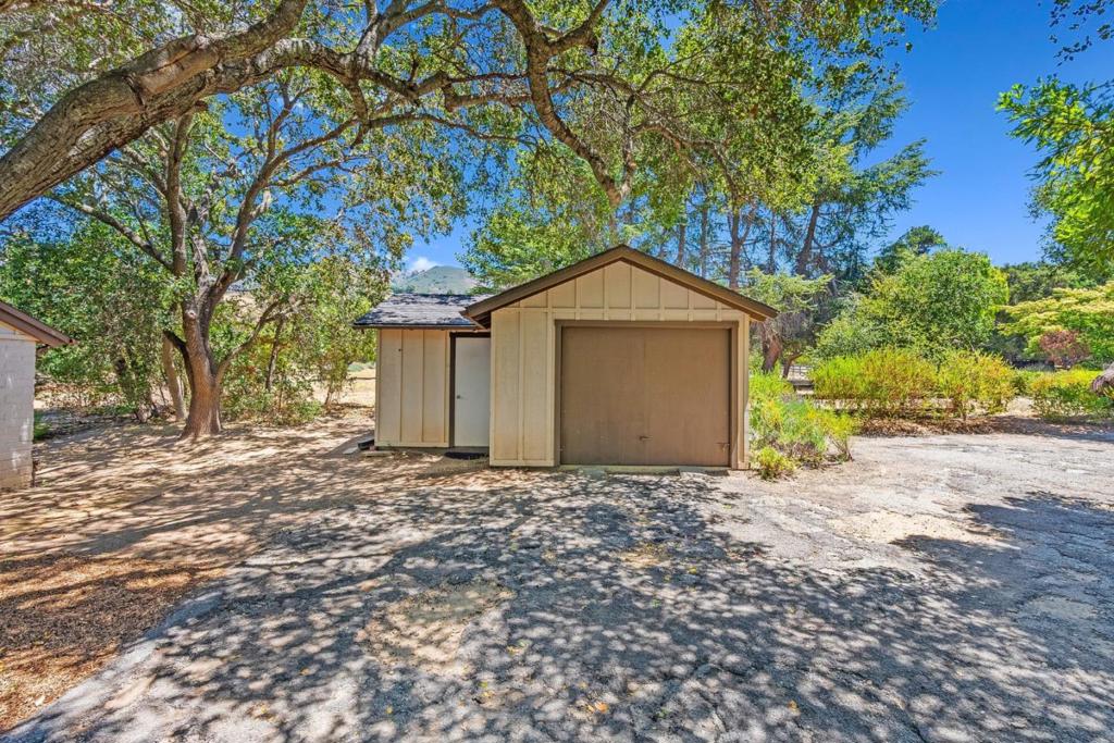 264 W Carmel Valley Road Property Photo 7