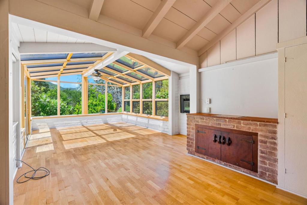 264 W Carmel Valley Road Property Photo 15
