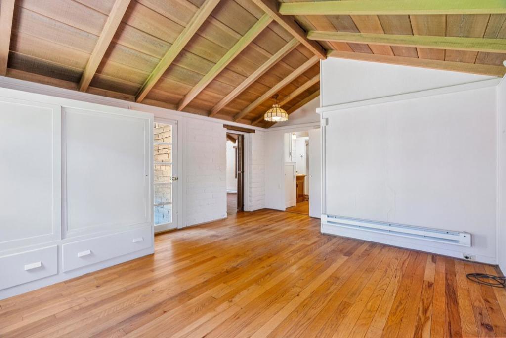 264 W Carmel Valley Road Property Photo 19