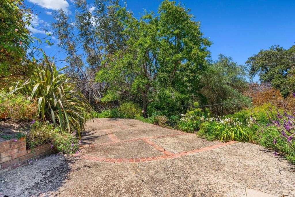 264 W Carmel Valley Road Property Photo 24