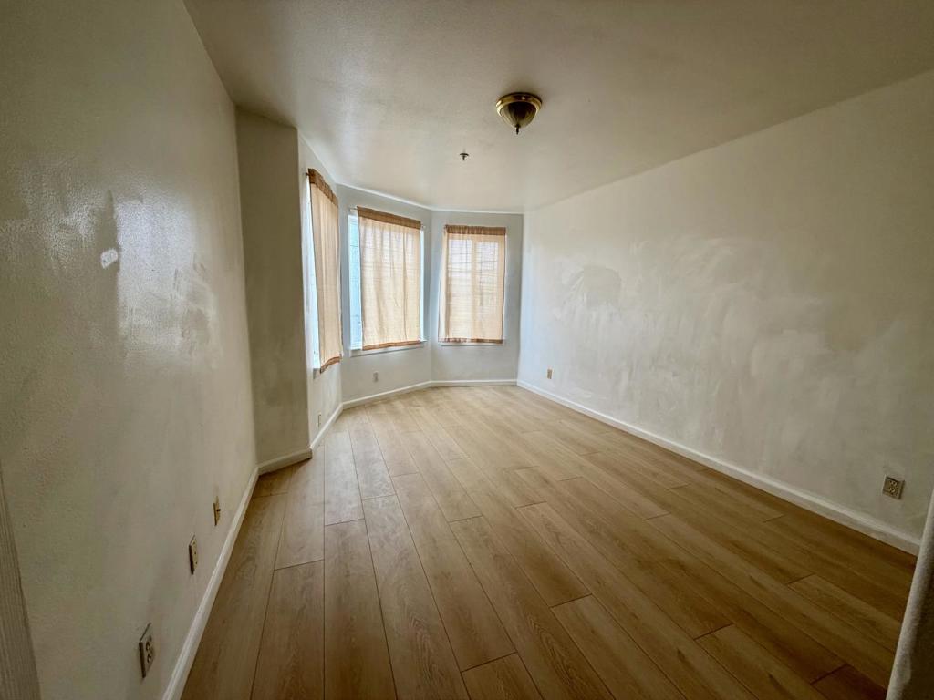 5301 Mission Street 1 Property Photo 5