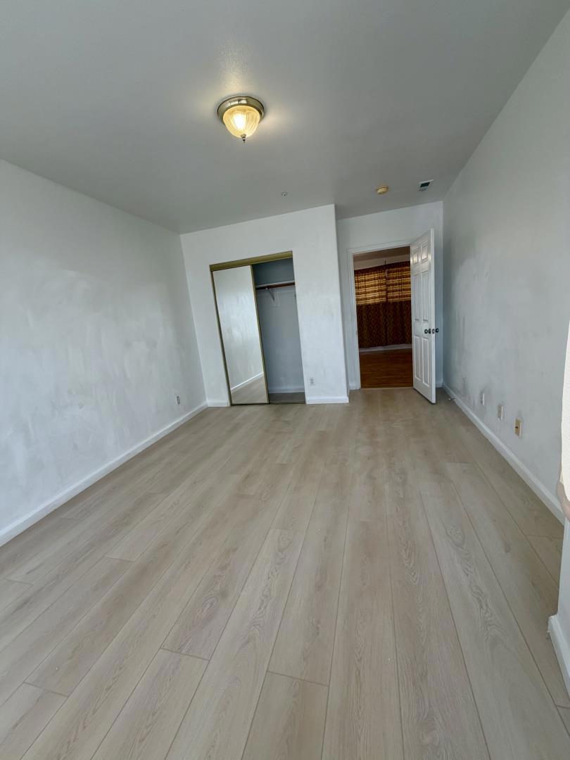 5301 Mission Street 1 Property Photo 7