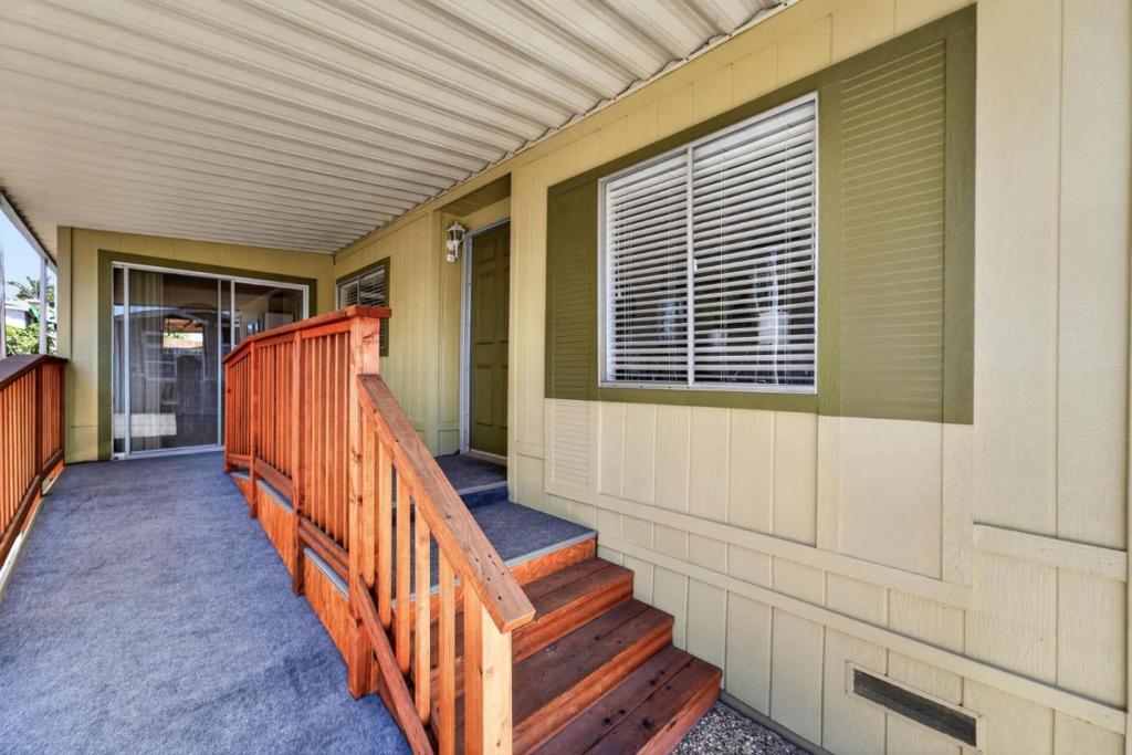144 Holm Road 14 Property Photo 32
