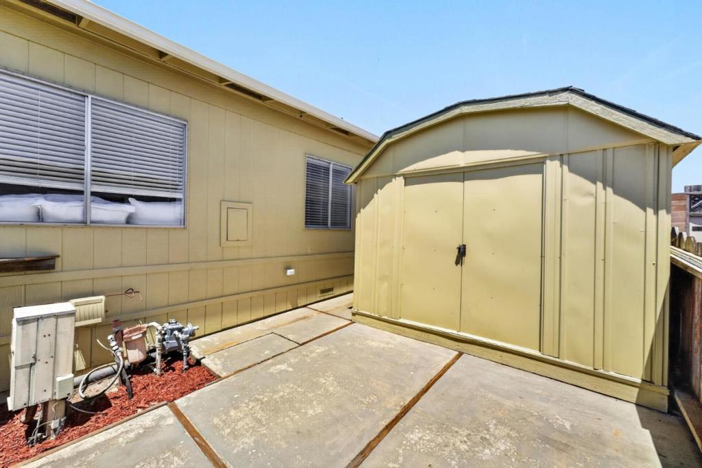 144 Holm Road 14 Property Photo 36