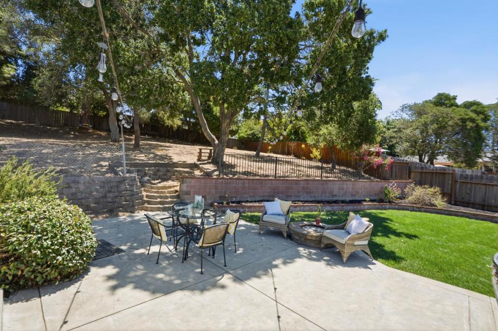 19054 Vannoy Court Property Photo 7