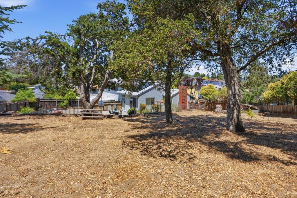 19054 Vannoy Court Property Photo 14