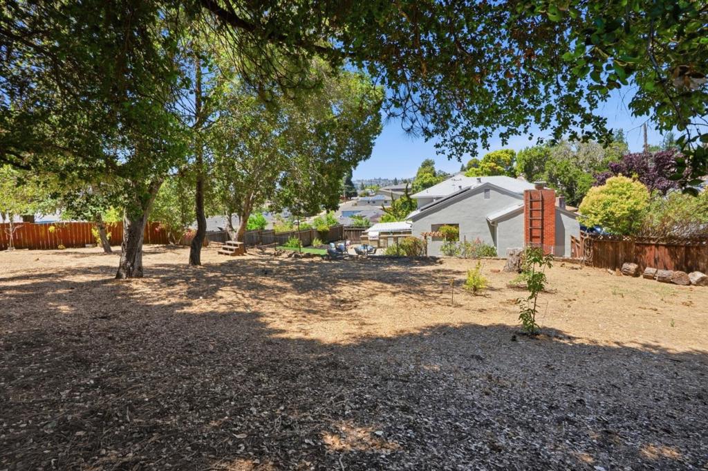 19054 Vannoy Court Property Photo 15